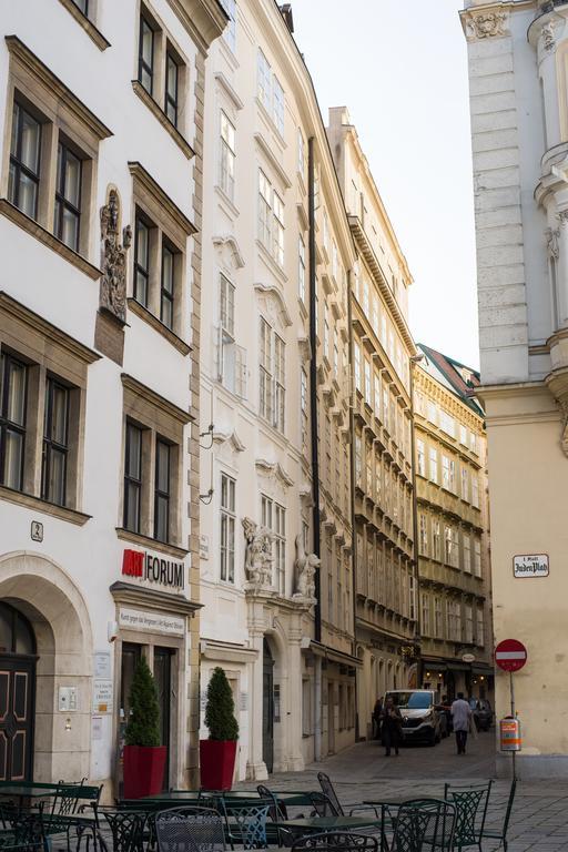 Living Vienna City Center Exterior photo